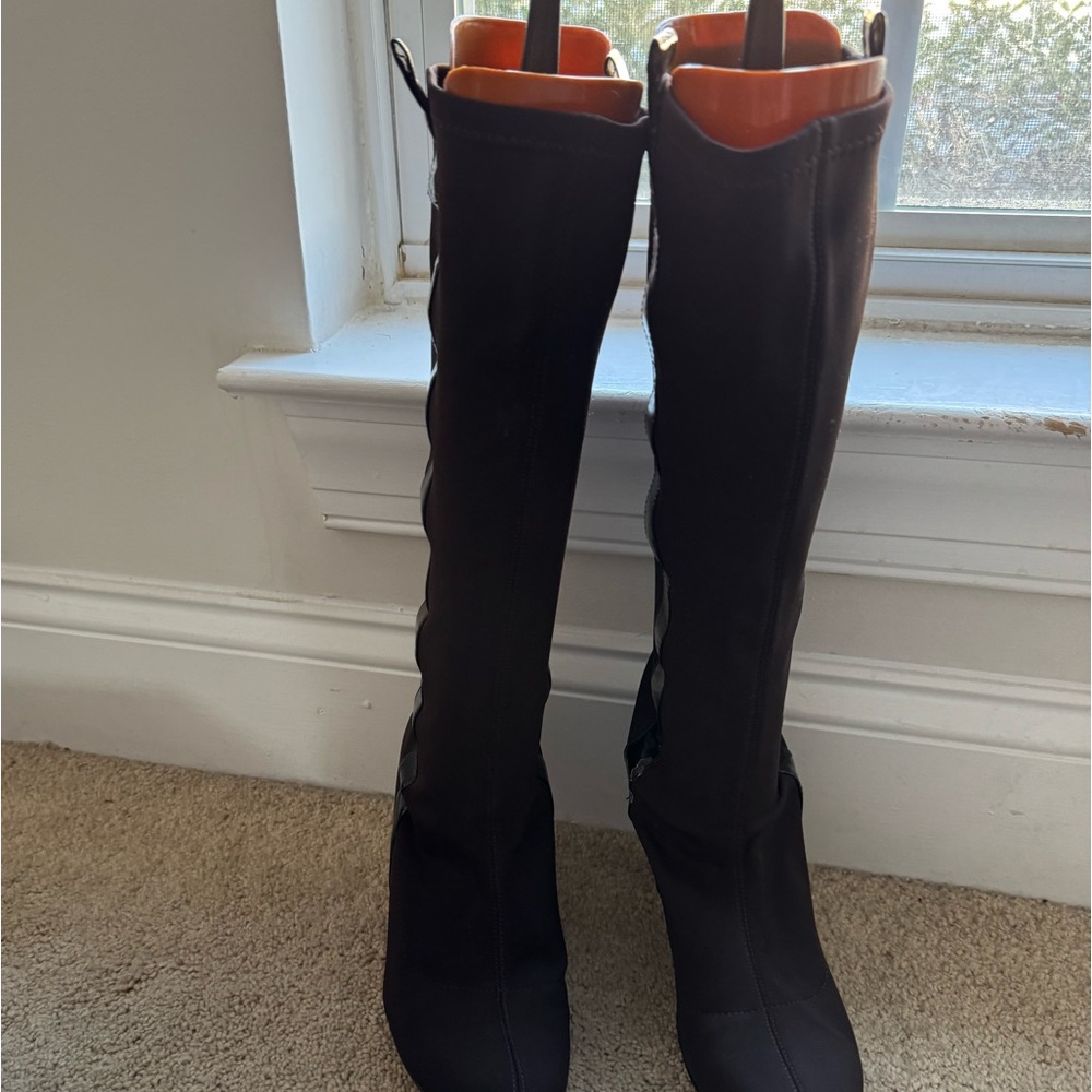 Taryn Rose brown boots 6